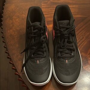 Puma lamelo ball Black and Pink Athletic Sneakers brand new without box